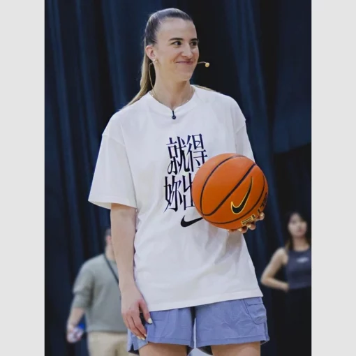 Sabrina Lonescu 2025 T-Shirt with Japanese Slogan at the front with Nike Logo