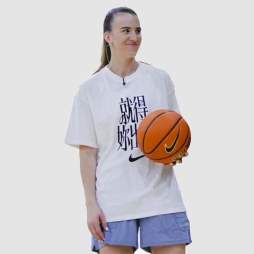 Sabrina Lonescu T-Shirt for Womens