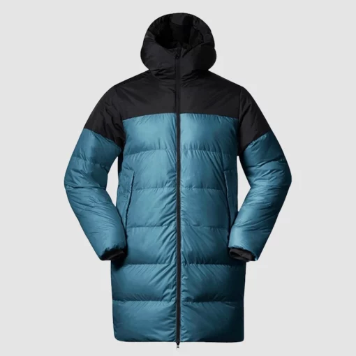 The Glass Dome 2025-inspired puffer jacket worn by Léonie Vincent.